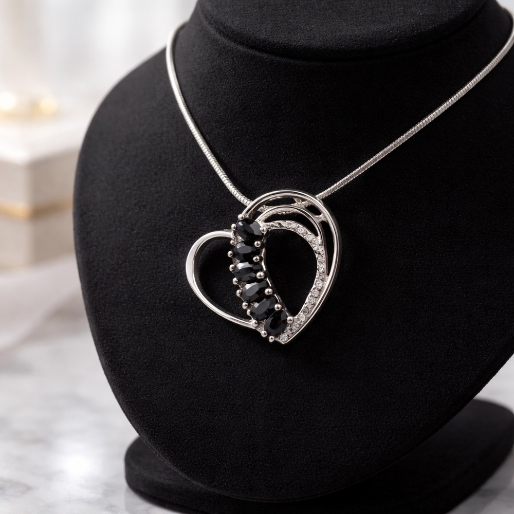 *NEW* 1.1 Carat Blue Sapphire 925 Pendant Necklace-with tag